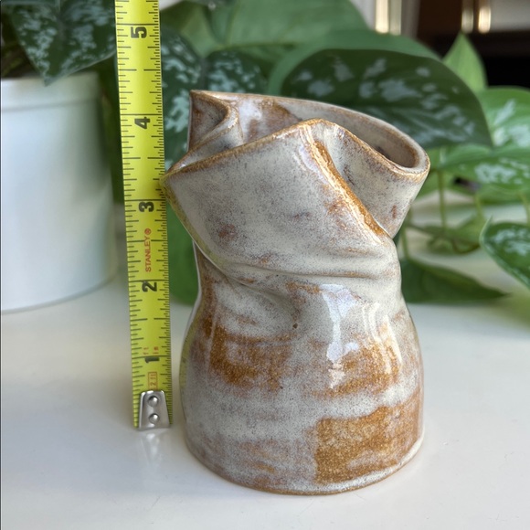 Handmade Studio Pottery Vase Crinkled Vintage - Picture 11 of 13